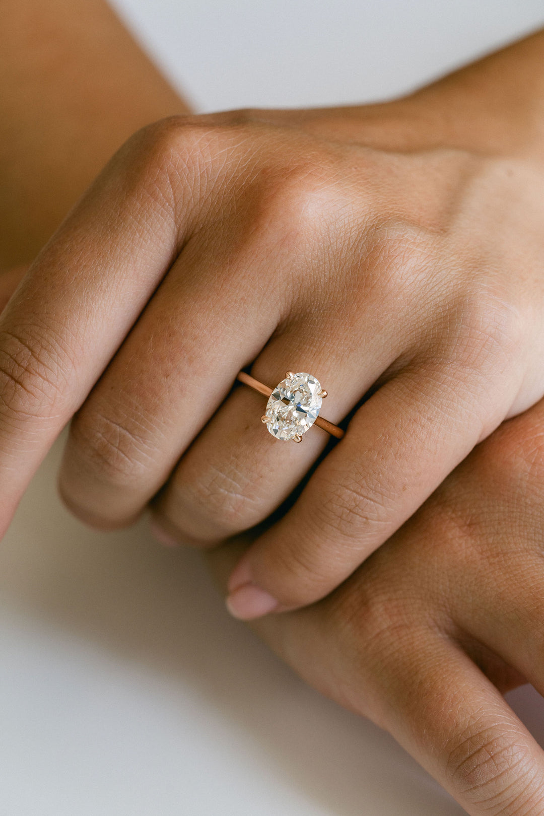 Oval Diamond Low-Set Dominion