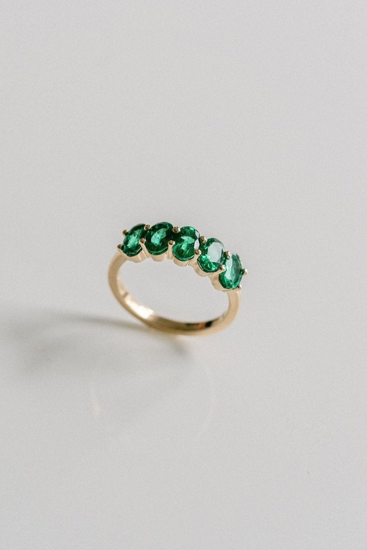 Oval Emerald Band