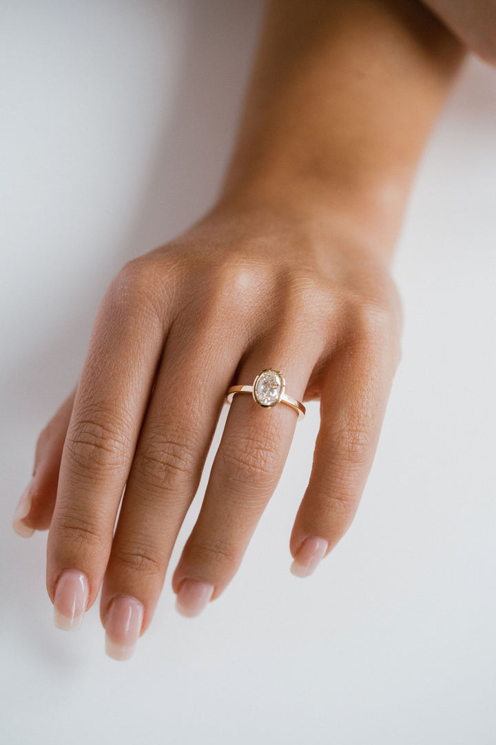 Oval Full Bezel Diamond