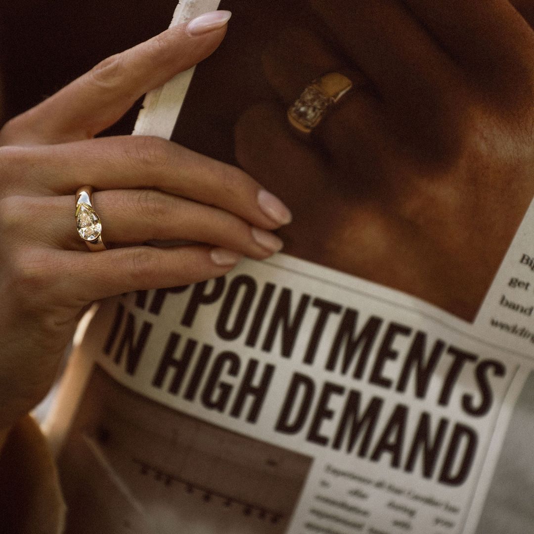 Pear Shape Diamond East-West Half Bezel Haven Ring Narrow