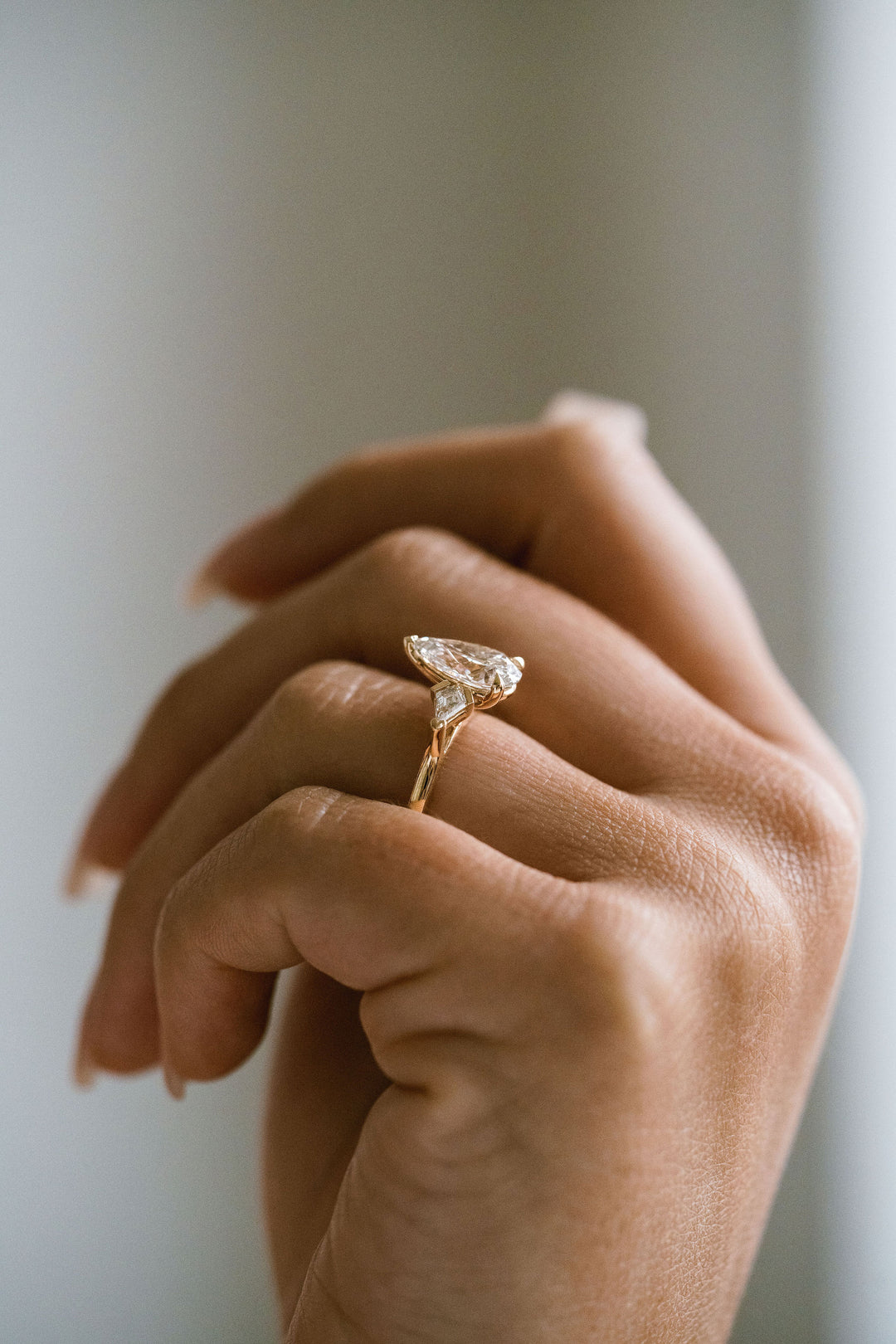 Pear Shape Diamond With Kite Accents