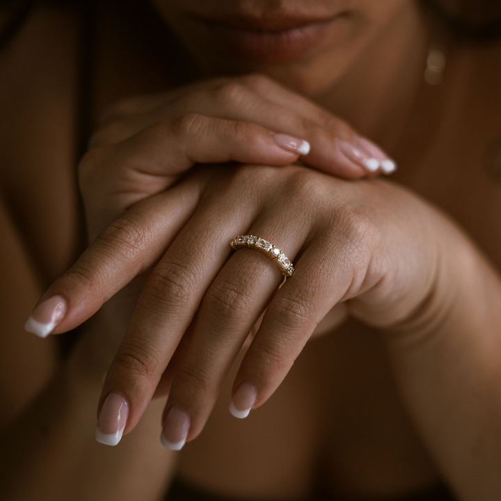 Radiant Cut and Round Brilliant Diamond Alternating Band