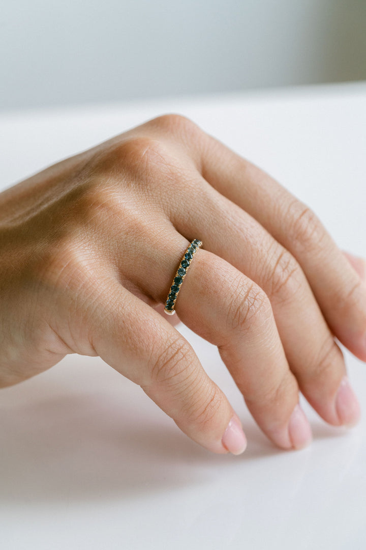 Round Blue-Green Sapphire Pavé Band - 2.5mm