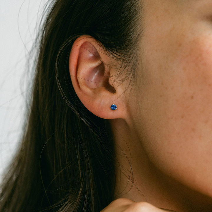 Round Blue Sapphire Studs