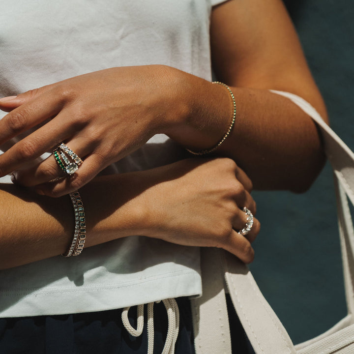 Round Brilliant Diamond Dahlia Band