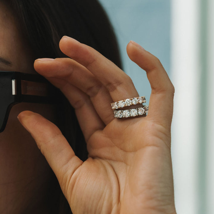 Round Brilliant Diamond Dahlia Eternity Band