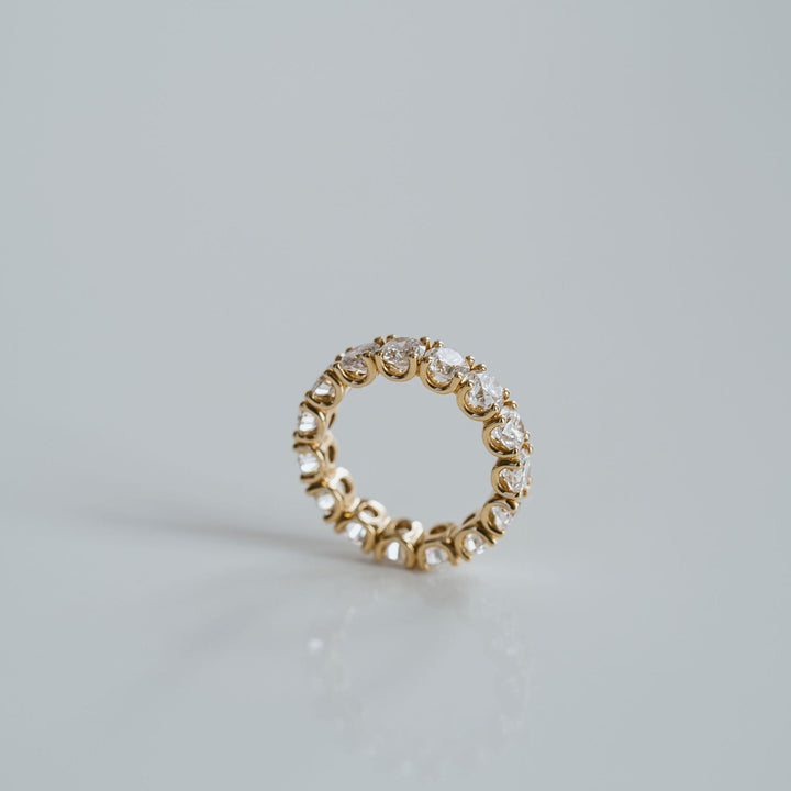 Round Brilliant Diamond Dahlia Eternity Band