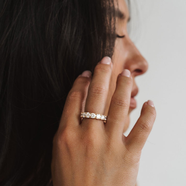 Round Brilliant Diamond Dahlia Eternity Band