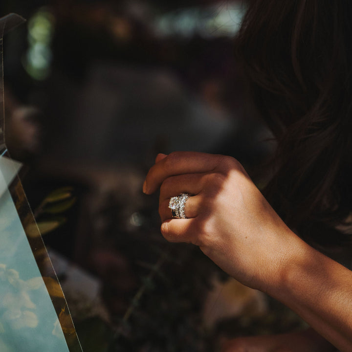 Round Brilliant Diamond Dahlia Ring