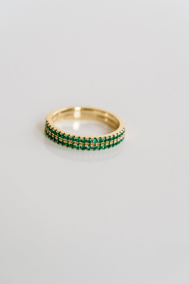 Round Emerald Double Row Band