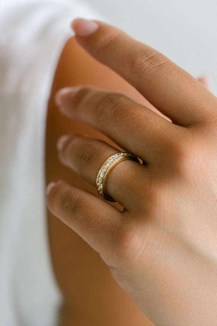 Round Diamond Channel Set Band - 4mm