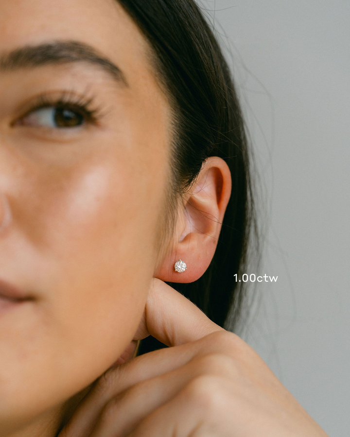 Round Diamond Classic Studs