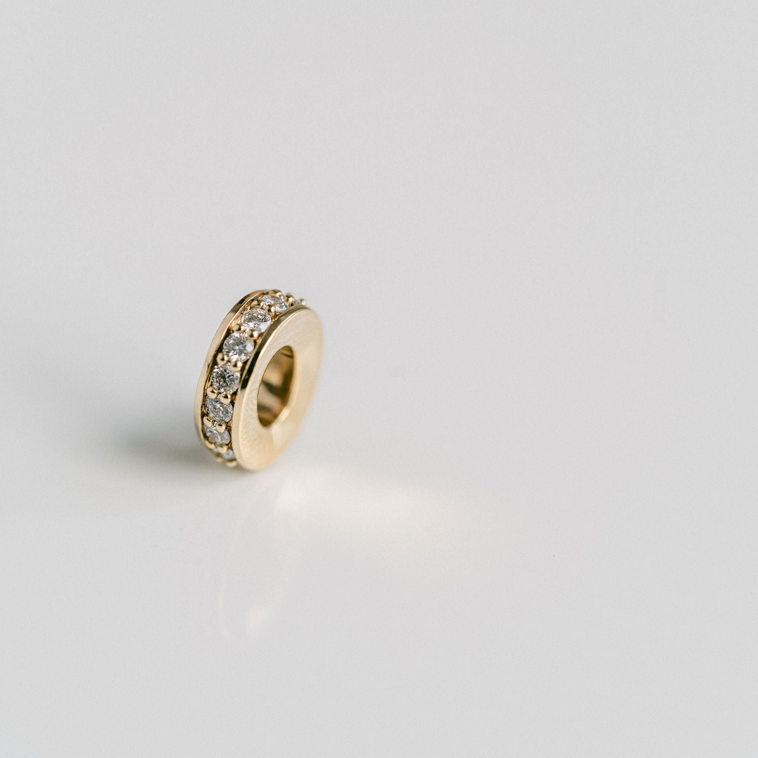Round Diamond Oval Torus Pendant
