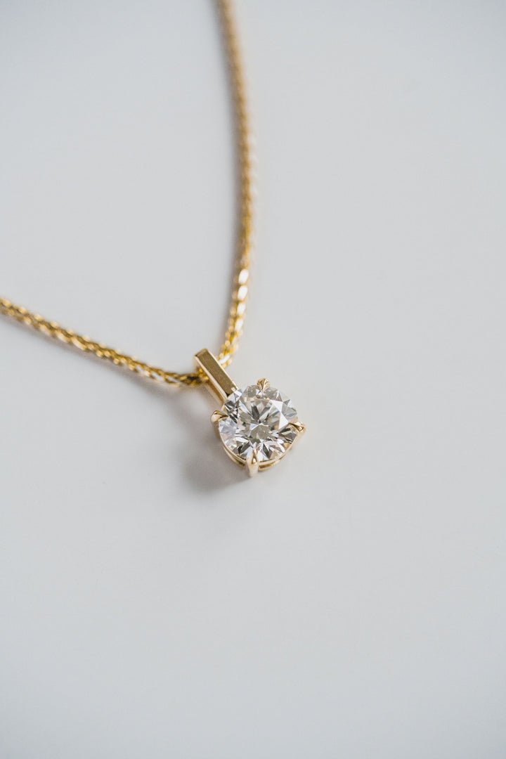 Round Diamond Solitaire Box Pendant