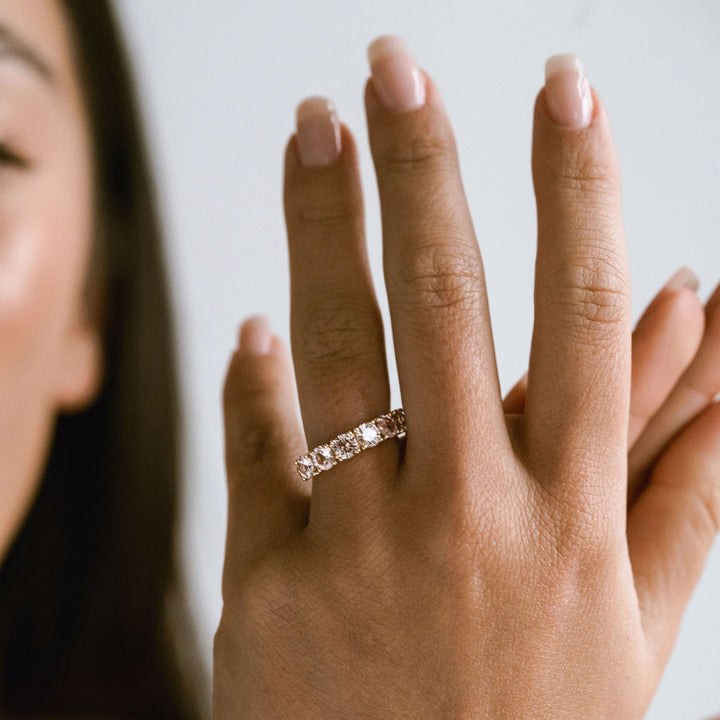 Round Pink Sapphire Dahlia Band - 4.0mm