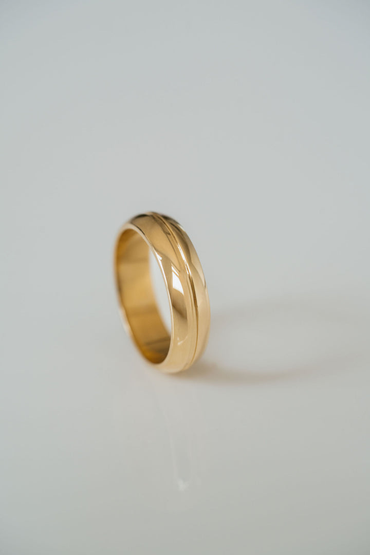 Round Polished Grooved Mens Band