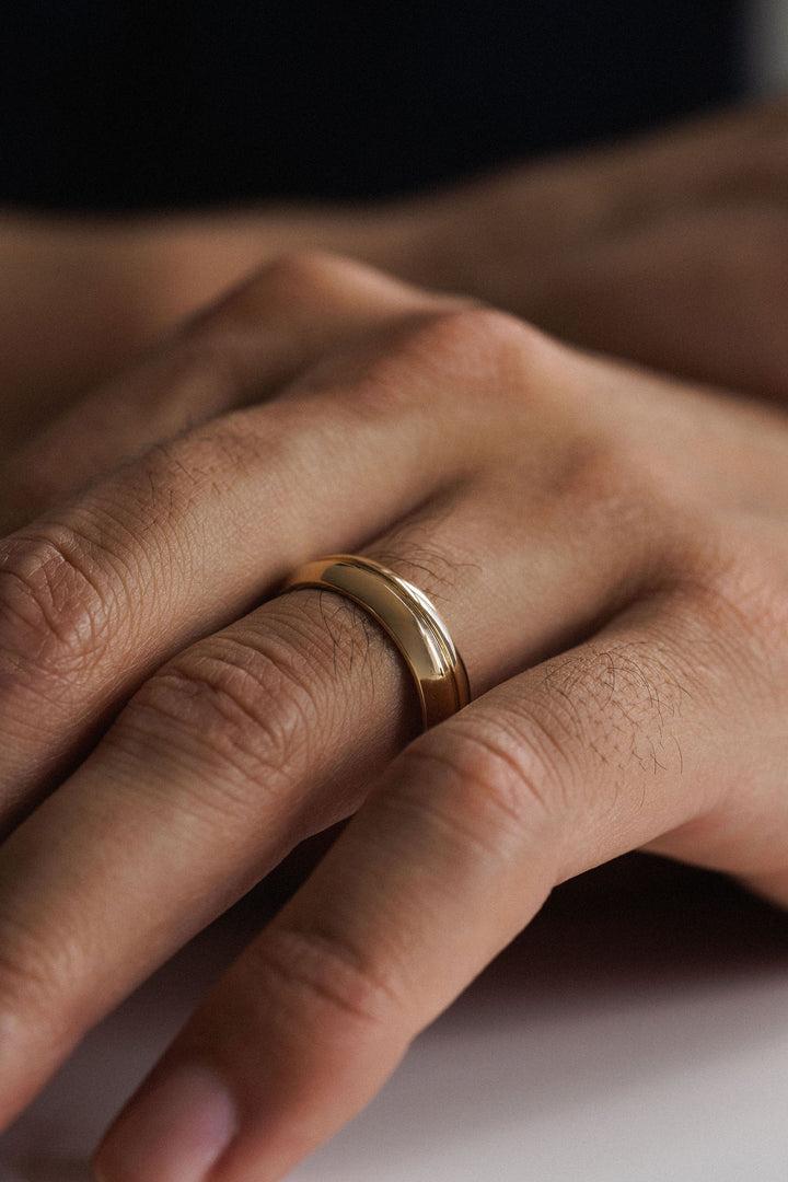 Round Polished Grooved Mens Band