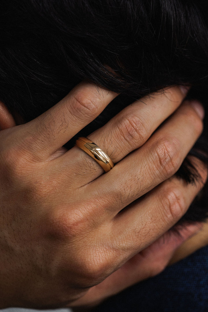 Round Polished Grooved Mens Band