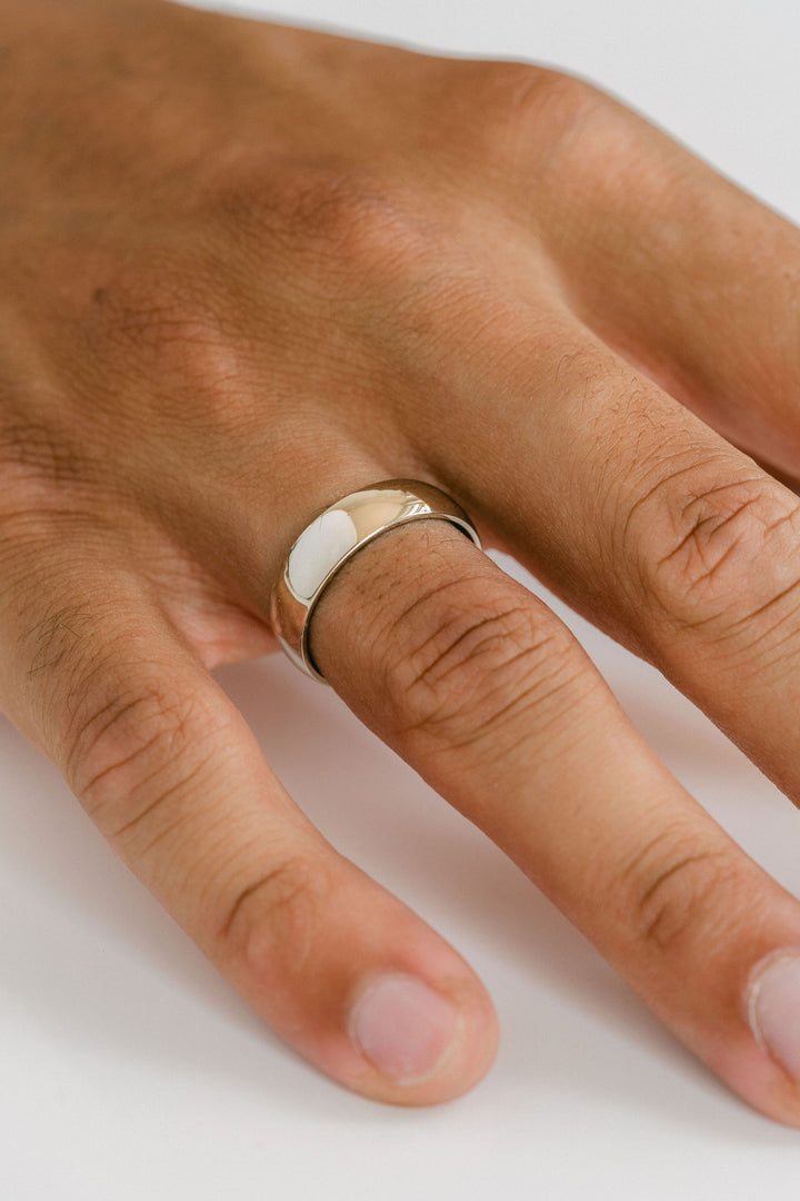 Round Polished Mens Band