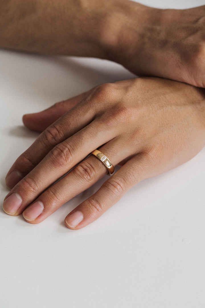 Round Polished Mens Tandem Band With Radiant Cut Diamond - 5mm