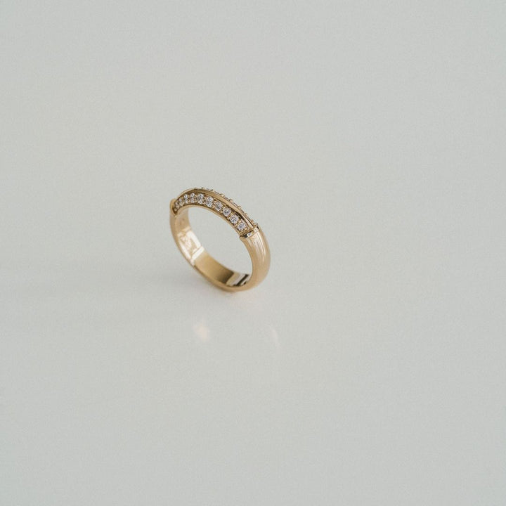 Serenade Diamond Pavè Band