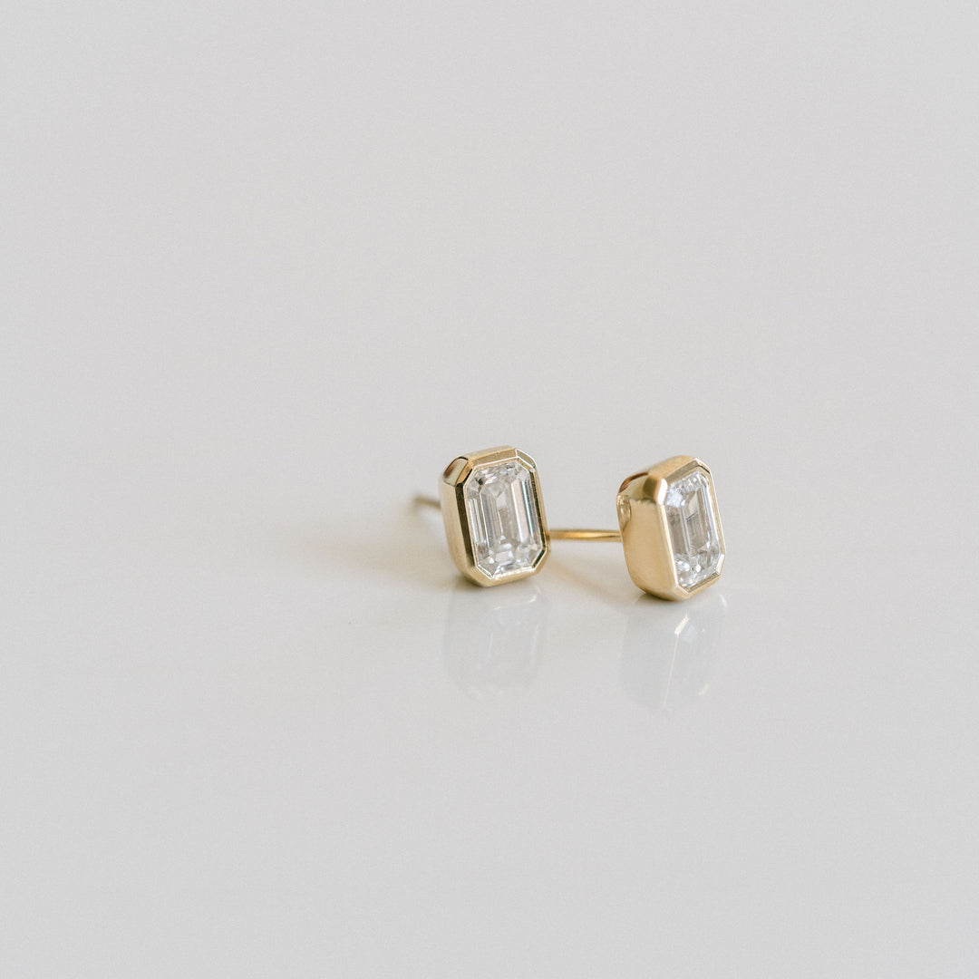 Emerald Cut Diamond Bezel Studs