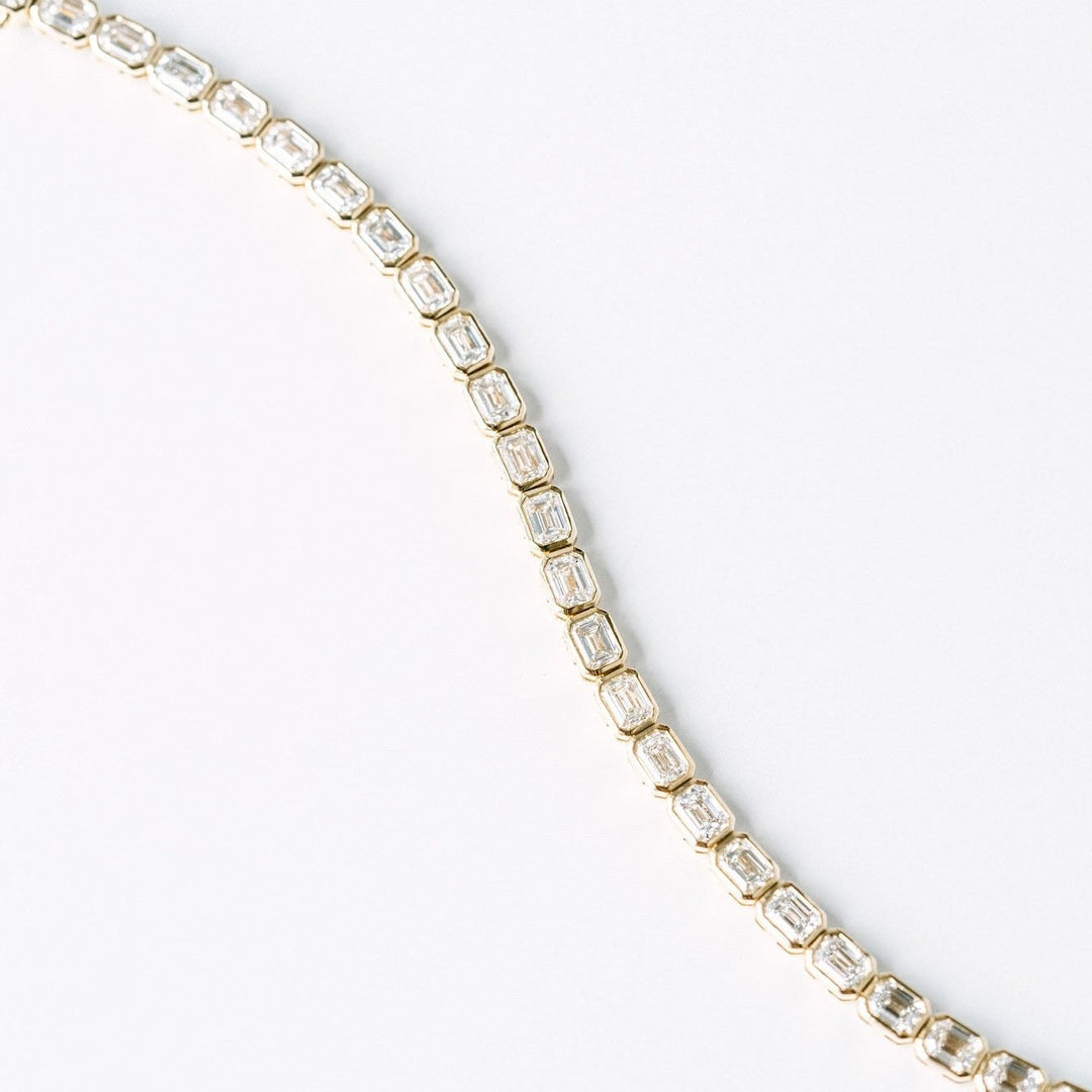 Emerald Cut East-West Diamond Bezel Tennis Bracelet