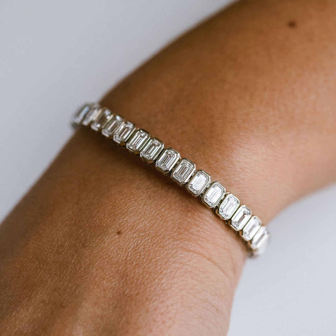 Emerald Cut Diamond Bezel Tennis Bracelet