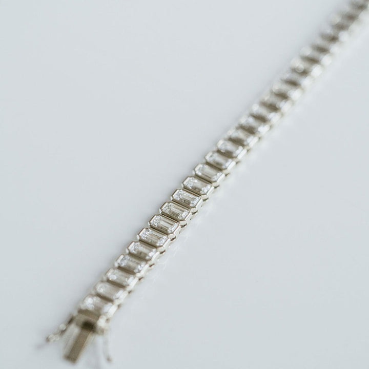 Emerald Cut Diamond Bezel Tennis Bracelet