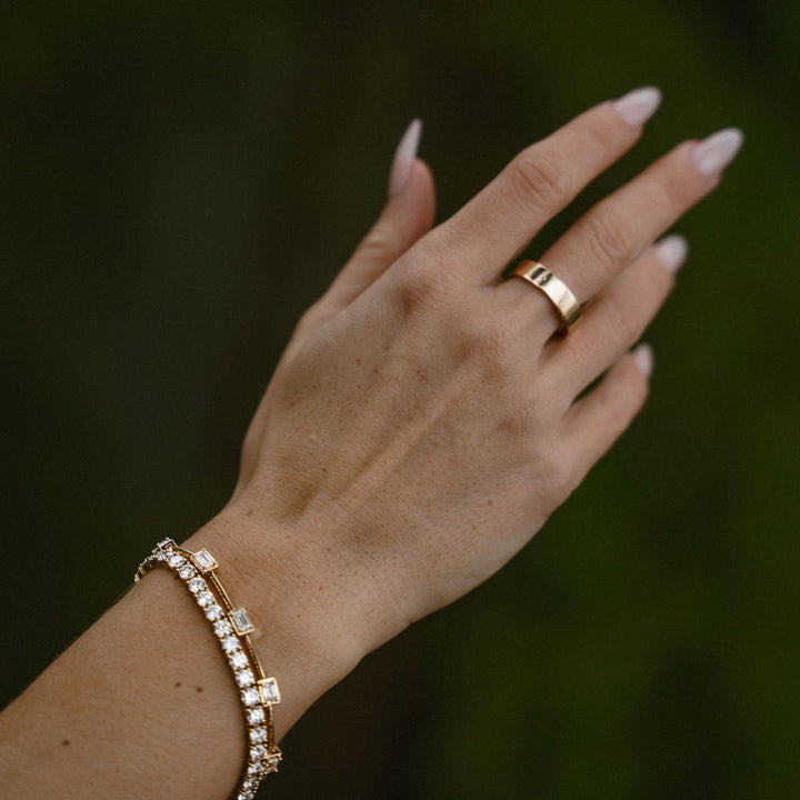 Emerald Cut East-West Diamond Gallery Bracelet