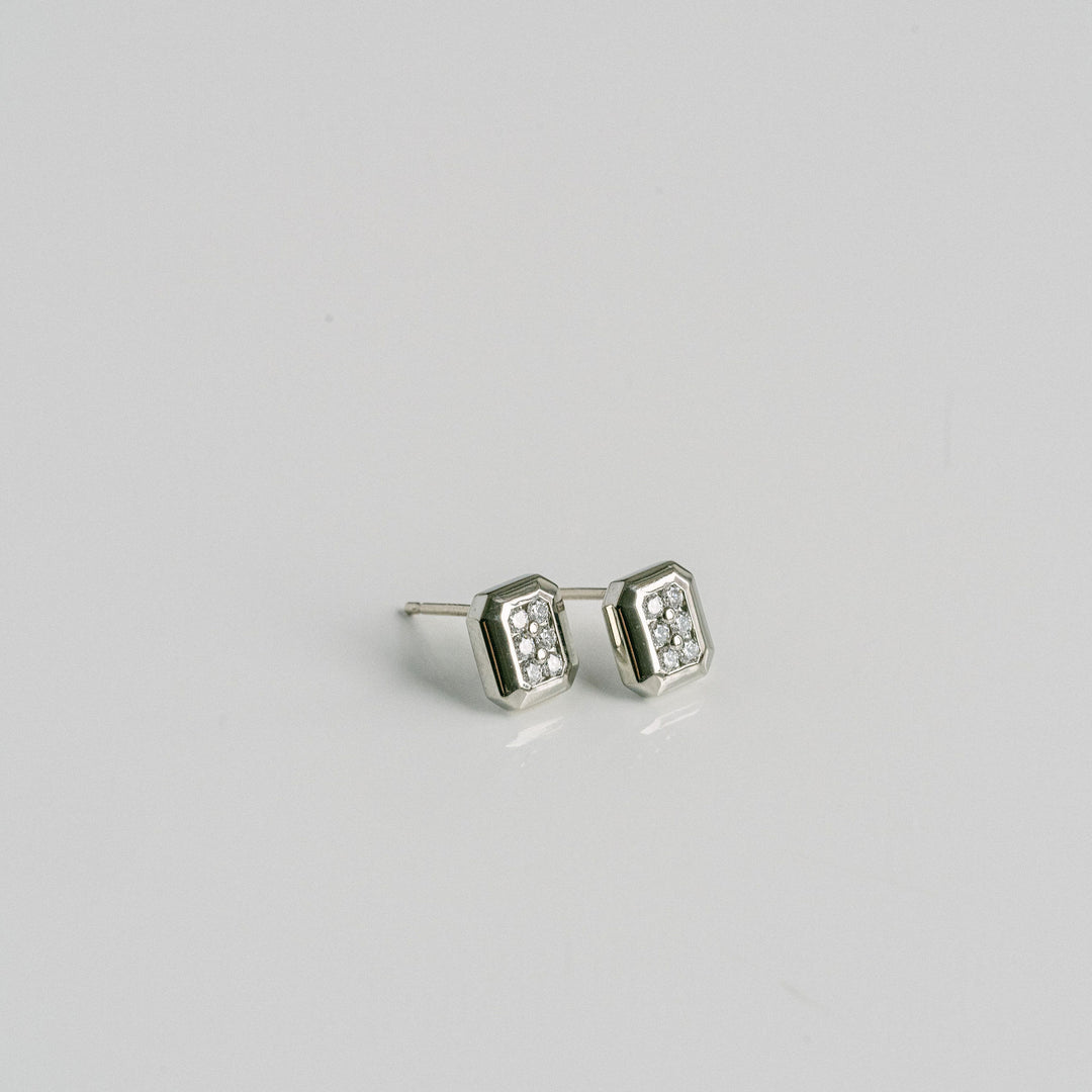 Faceted Geometric Diamond Pavé Studs