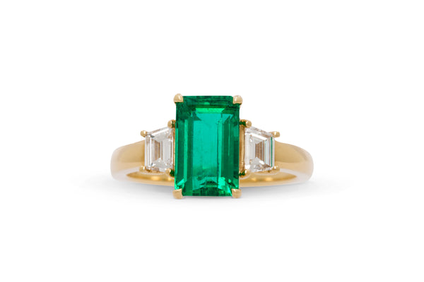 EMERALD CUT CHIVOR EMERALD WITH TRAPEZOID ACCENTS