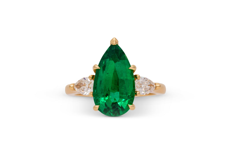Pear Shape Emerald Ring With Pear Shape Diamond Accents 14k Yellow Gold
